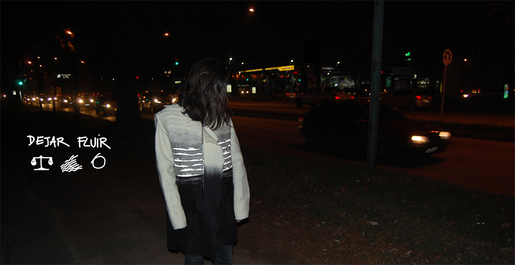 Dejar Fluir: colección de abrigos de fieltro para protección urbana y expresión personal