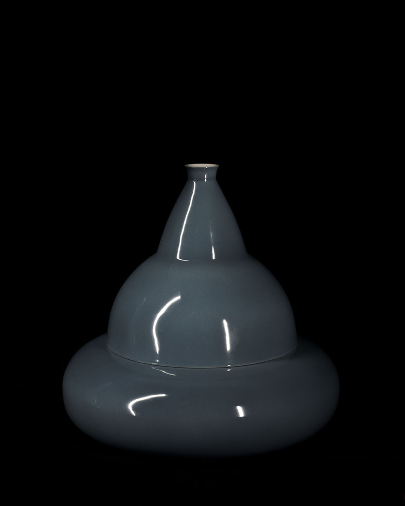 L’Écume des Jours: objetos cotidianos en porcelana con memoria cultural