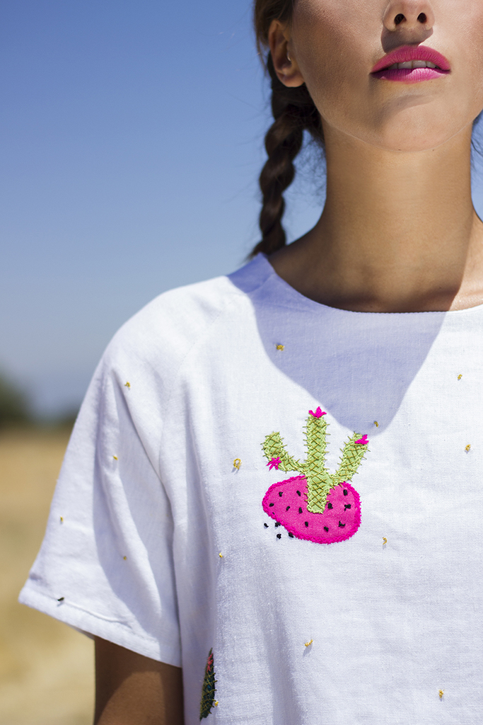 Maniobra, indumentaria identitaria co-creada