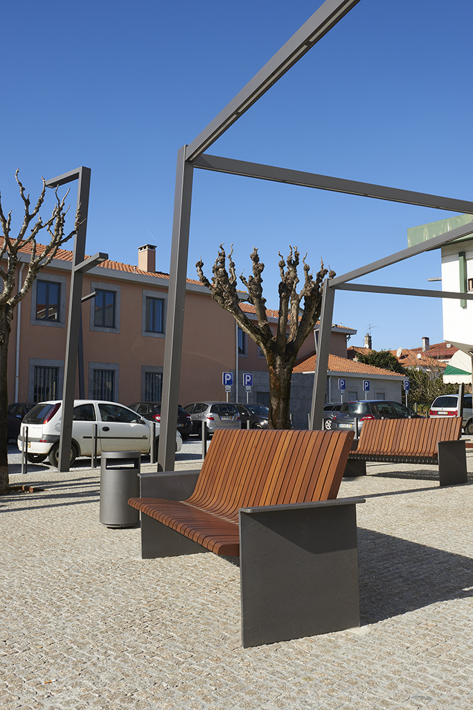 Ária – Bancos: mobiliario urbano con ergonomía de cine-teatro clásico